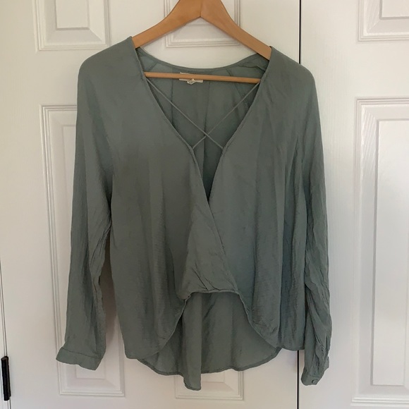 Silence + Noise Long sleeve Top - Picture 1 of 4